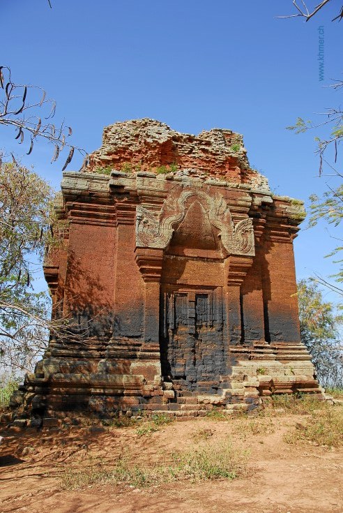 Angkor Borei 16